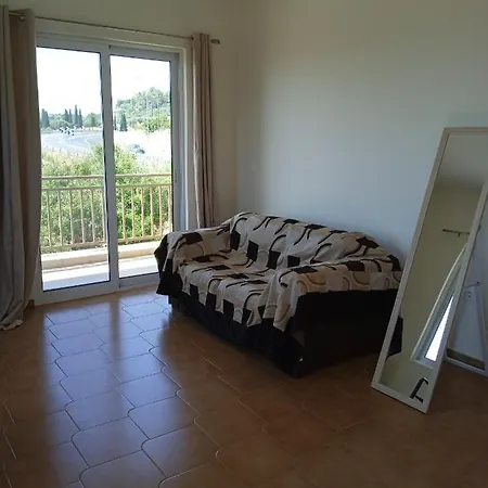 Nereids Apartments-agavi Apartmán *