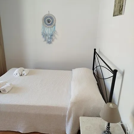 Nereids Apartments-agavi * Petalidi
